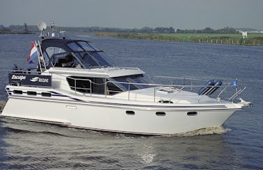 38' Reline 1150 Motor Yacht Rental in Drachten - Friesland, Netherlands
