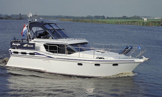 38' Reline 1150 Motor Yacht Rental in Drachten - Friesland, Netherlands