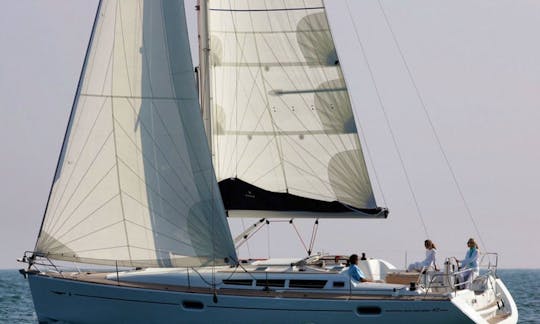 Sun odyssey 42I Cruising Monohull Charter in Zvolen