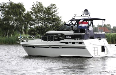34' Vri-Jon Contessa 1040 Motor Yacht Charter in Drachten, Netherlands