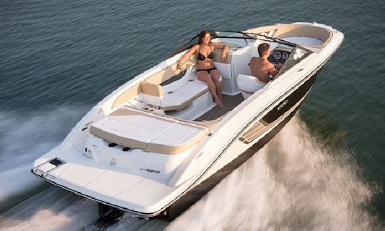 Enjoy in Barbat na Rabu on Sea Ray 21 SPX Bowrider