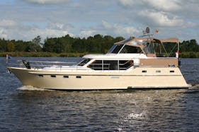 43ft ''Neptun'' Motor Yacht Rental in Sneek, Friesland