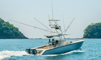34ft Venture CC Fishing Charter in Jaco and Playa Herradura