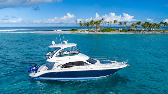 Luxury 55' Yacht charter in Nassau Bahamas