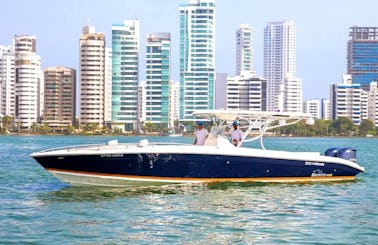 41' Center Console Charter in Cartagena, Colombia