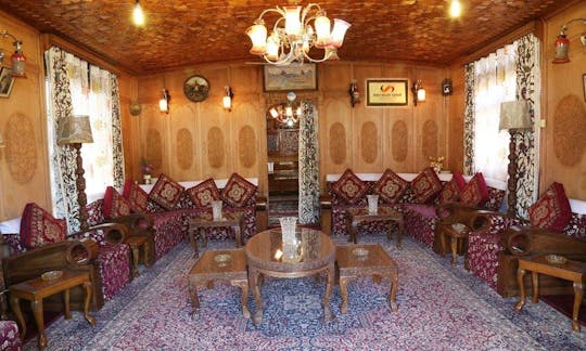 Kotroo Palace Houseboat Srinagar