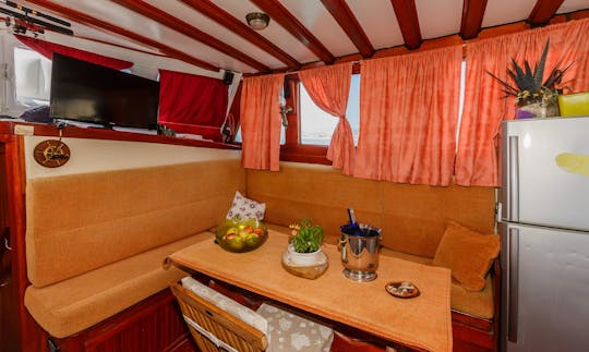 Charter a 83' Gulet in Kastel Luksic, Croatia