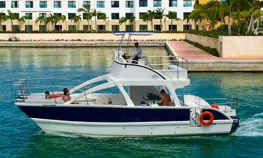 Rich and Famous Power Yatch Catamaran