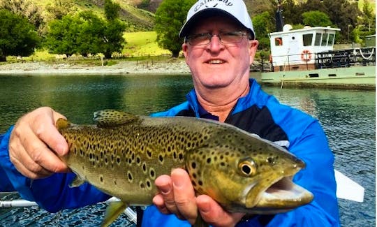Queenstown Guided Drift Boat Fishing with Simon