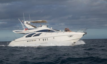 Alquiler de yate Azimut de 50 pies en Cabo San Lucas, México