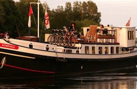 Explore Loire Valley, France on 80' Nymphea Canal Boat