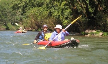 Disfruta de recorridos en kayak por el río Nam Tha, Luang, Laos