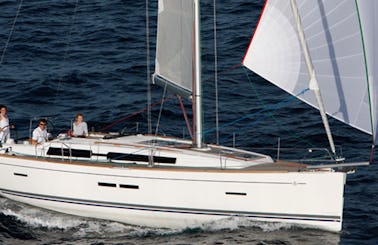 Sailing Charter on Dufour 405 Grand Large in Santa Cruz da Graciosa