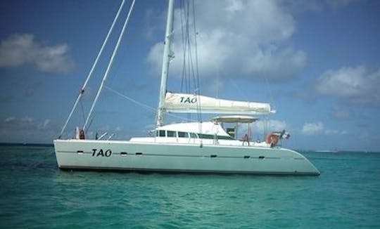 7 Day Cruise Aboard 47ft Cruising Catamaran in Sainte-Anne, Guadeloupe