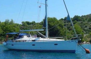 Explore Seget Donji, Croatia by 39' Cruising Monohull
