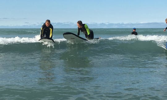 Cours de surf à Christchurch, Nouvelle-Zélande