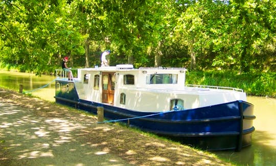 Experience France on EuroClassic 149 Canal Boat in Capestang, France