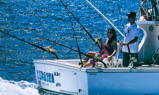Bora Bora Fishing Charter On 34ft "Luna Sea"  Fishing Yacht with Captain Tepoe