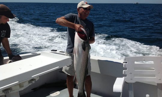 Enjoy Fishing in Narragansett, Rhode Island with Captain Scott