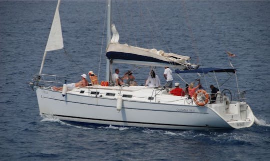 Charter 39' Cruising Monohull in Costa Adeje, Canarias