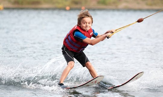 Disfruta de clases de esquí acuático en Langenfeld, Renania del Norte-Westfalia