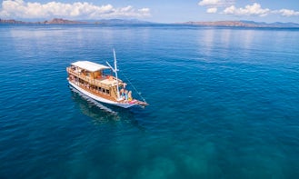 Go Scuba Diving in Komodo, Indonesia and Expereince the freedom and serenity!