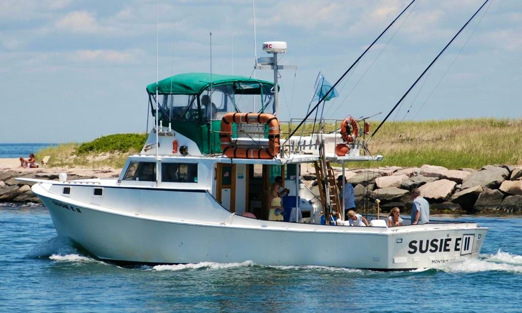 Charter on 48ft Sportfisherman Boat in Montauk, New York GetMyBoat