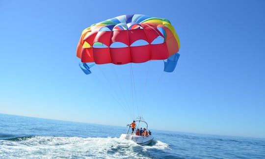 Parasailing in Vilamoura Marina