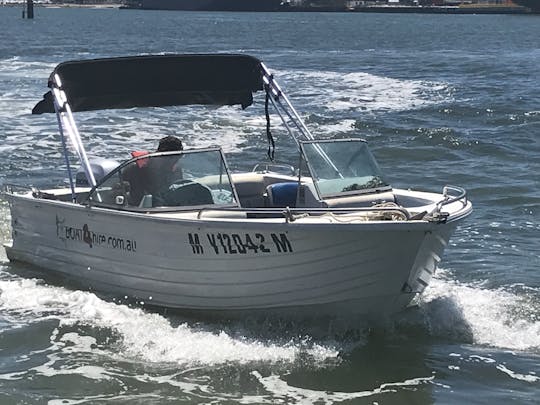 26ft Polycrafts Fishing Boat in Melbourne