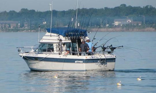 Salmon charters on the 30' Salmon Chasers Villa Vee