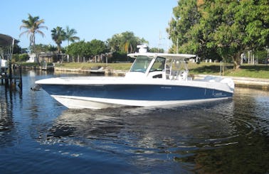 Brand New Boston Whaler 370 Outrage - 11 People in Miami Beach!