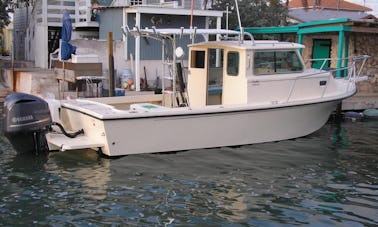 Barco de pesca Parker con cabina deportiva de 26 pies en Marathon, Florida