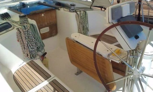 Book the 2004 Beneteau Oceanis Clipper for 10 Person in Loano, Liguria