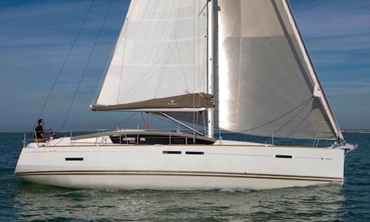 Jeanneau 44 Cruising Monohull for Charter with or without a Skipper in Loano, Liguria