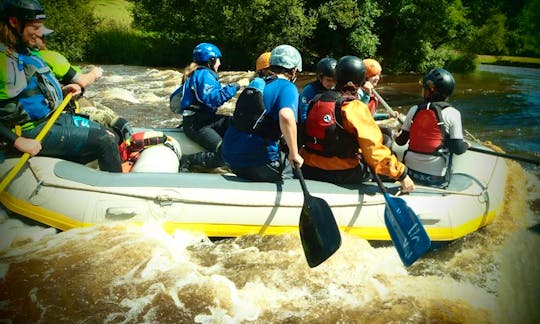 Enjoy Rafting Courses in Pontwelly, Wales