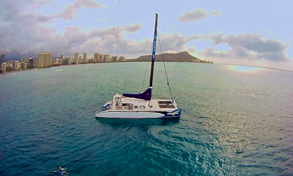 rent a catamaran in hawaii