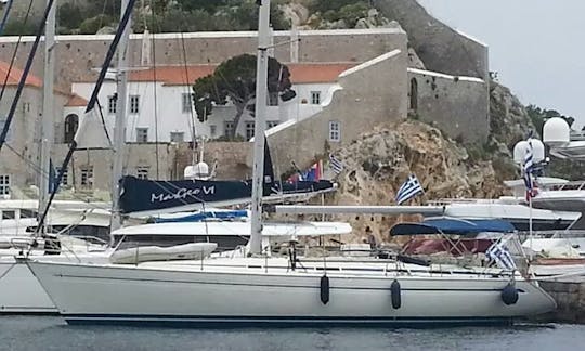 Charter Bavaria 47, 4 cabinas en Egeo/Argosaronic, Cícladas