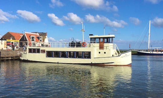 Charter a 21' Passenger Boat in Volendam, Noord-Holland