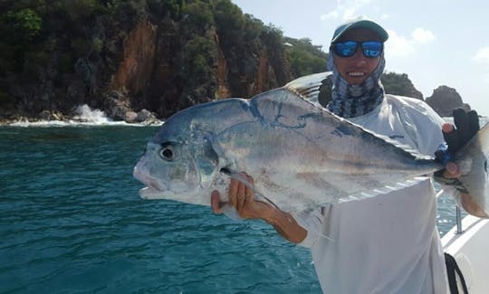 Desfrute da pesca em St. John, VI no console central