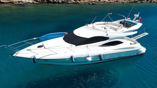 Bodrum VIP Yacht Charter With Lunch For 6 hours