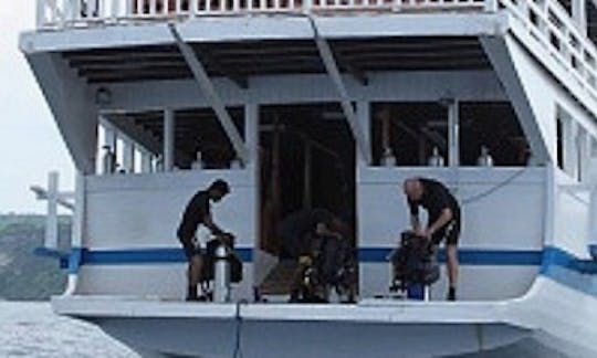 Charter 98' Schooner in Sorong, Indonesia for Diving and Sightseeing