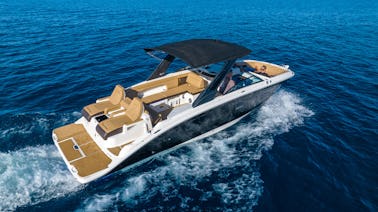 30ft Luxury Yacht Charter In South Lake Tahoe