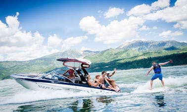 Wake Surf Charter en Jackson, Wyoming