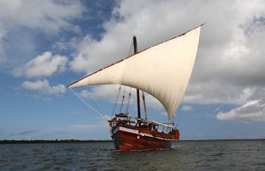 Charter Tusitiri Gullet in Lamu, Kenya