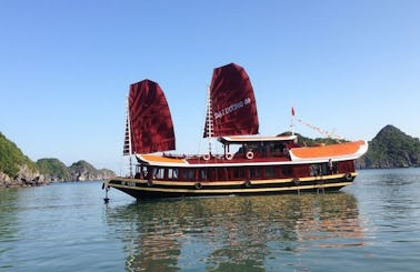 Enjoy Hạ Long, Vietnam by Traditional Junk Boat