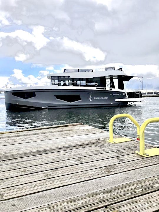 Seamaster 45 «Magellan» 2022, 80 CV