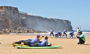 Cours de surf à Sagres, Portugal