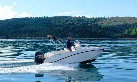Activ 505 Open Boat for Rent in Trogir, Croatia