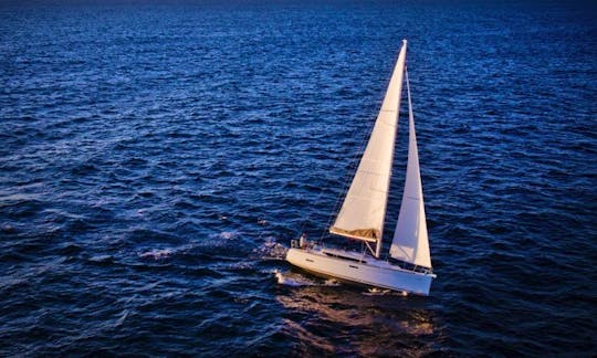 Jeanneau Sun Odyssey 389 enjoying under sails