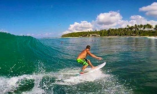 Make the most of your vacation with our surfing lessons in Southern Province, Sri Lanka